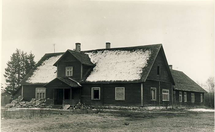 Haljala vana koolimaja