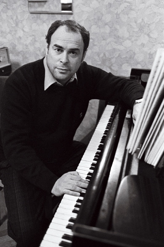 RAT “Estonia” peadirigent, NSV Liidu rahvakunstnik Eri Klas.