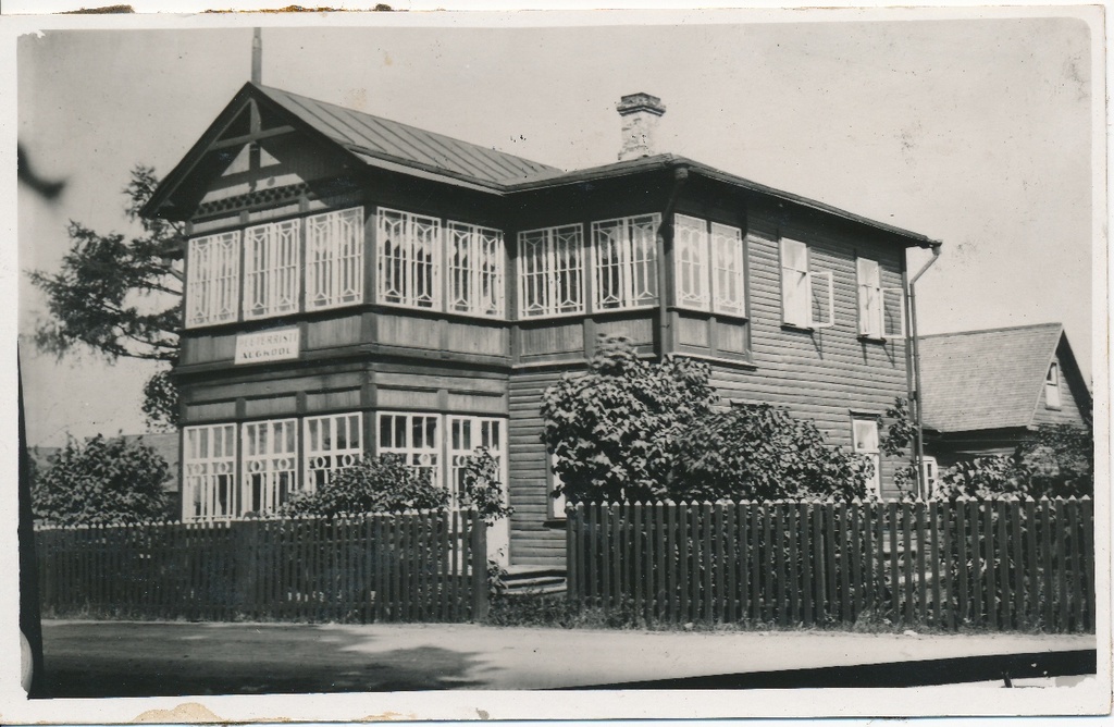 Peeterristi  algkool Peetri vald