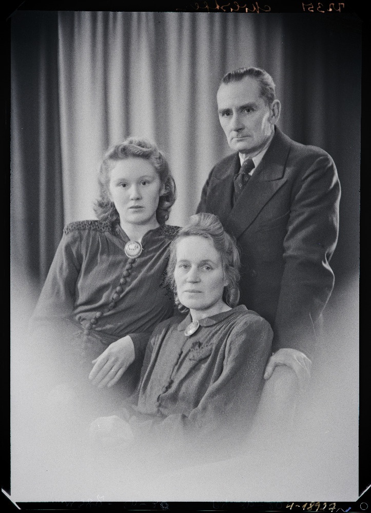 Grupp inimesi, (foto tellija Milistfer).