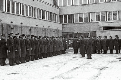 Riviülevaatus miilitsapäeval Jõgeval.  duplicate photo