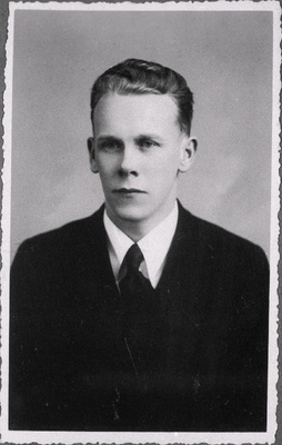 Reitalu, Johannes (Juhan) - E.Ü.S. Põhjala vilistlane, karjakonsulent Pärnus.  duplicate photo