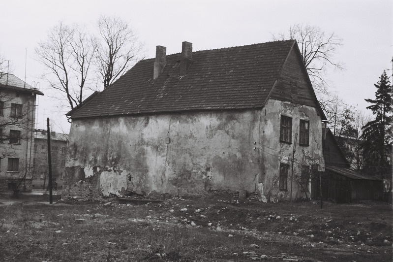 commentary on the event: Medieval building on Pearl Malm Street (Malmö 19). The amortised building was demolished and rebuilt in the late 1980s.
