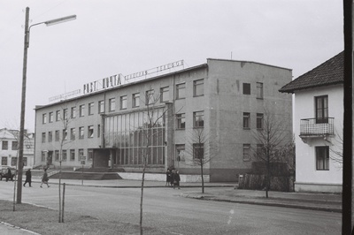 event comment: Post Office building on Pearnus Academy Street  duplicate photo
