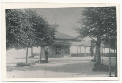 Photo. "trinkhalle" on Haapsalu's Great Promenade. Production.  duplicate photo