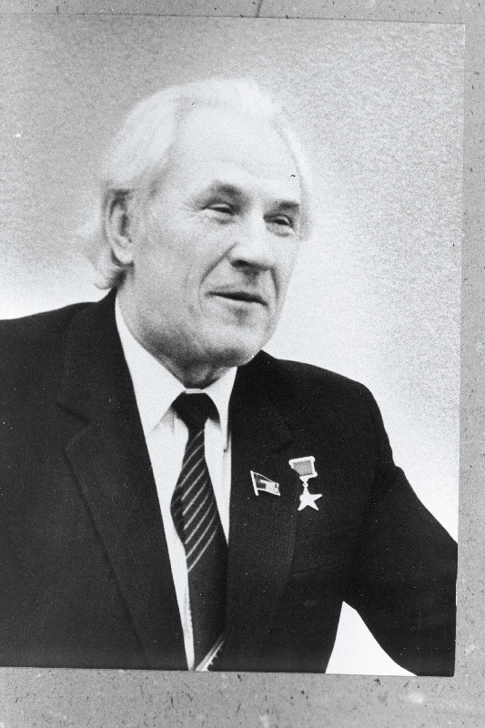 Koop, Arnold - Tartu Riikliku Ülikooli rektor.