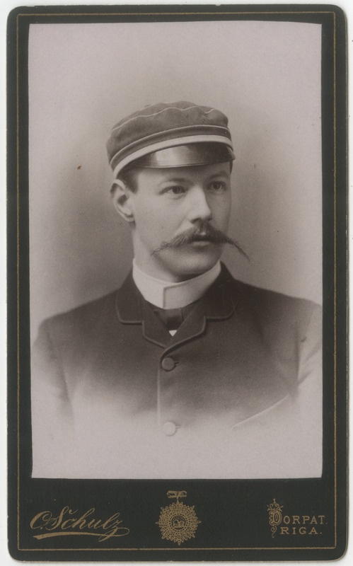 Korporatsioon "Estonia" liige parun Max Stackelberg, portreefoto