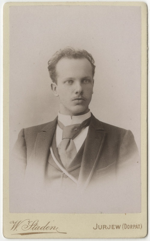 Korporatsioon "Estonia" liige Gustav Haller, portreefoto