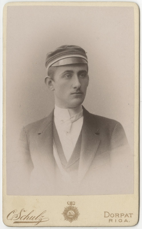 Korporatsioon "Estonia" liige Johannes von Fick, portreefoto