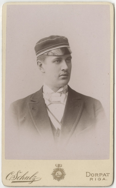 Korporatsioon "Estonia" liige parun Bernhard Maydell, portreefoto