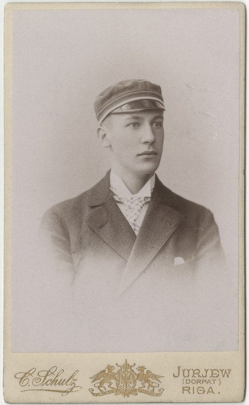 Korporatsioon "Estonia" liige Leonidas Smirnow, portreefoto