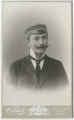 Korporatsioon "Estonia" liige Hermann von Pezold, portreefoto  duplicate photo