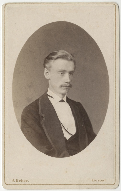 Korporatsioon "Estonia" liige Ernst Frey, portreefoto