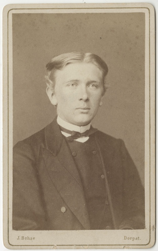 Arvatavasti korporatsioon "Estonia" liige Alfred von Baer, portreefoto