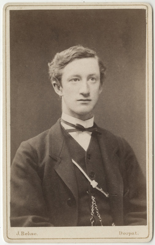 Korporatsioon "Estonia" liige Arnold Hasselblatt, portreefoto