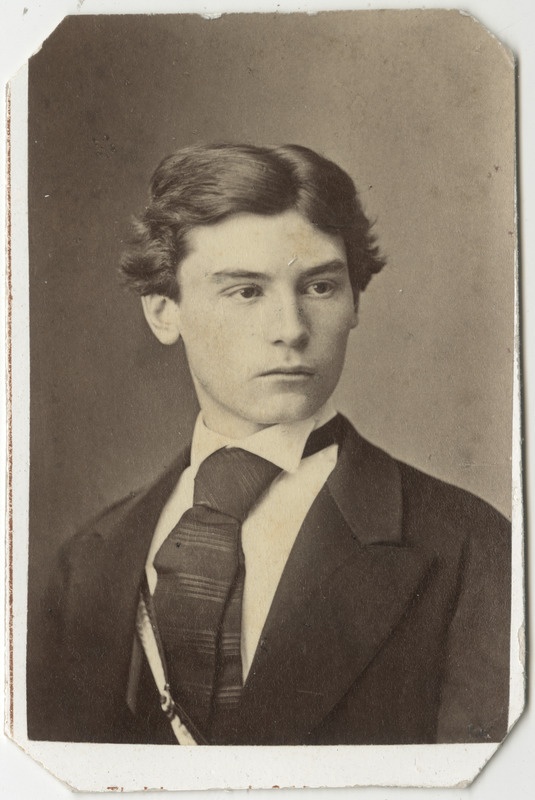 Korporatsioon "Estonia" liige Bronislaw von Guzkowski, portreefoto