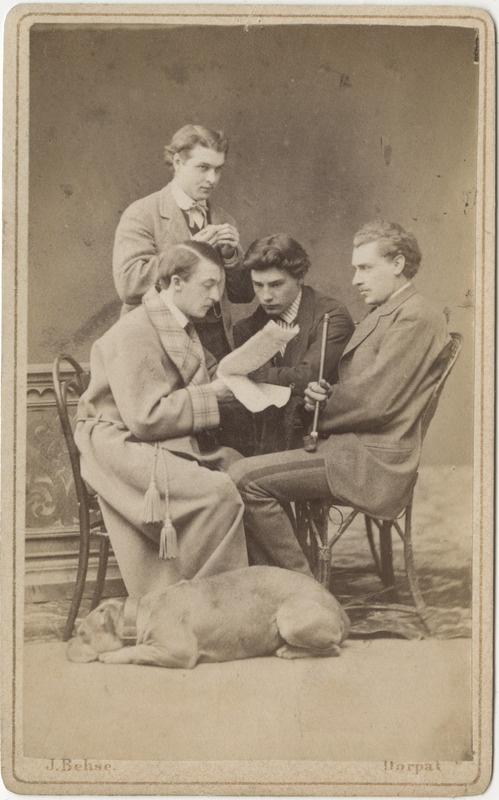 Korporatsioon "Estonia" liikmed Leonidas Smirnow, parun Woldemar Stackelberg, Bronislaw von Guzkowski ja Alexander von Ramm, grupifoto