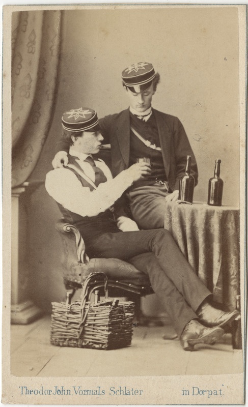 Korporatsioon "Estonia" liikmed Bronislaw von Guzkowski ja parun Ernst Tiesenhausen, grupifoto