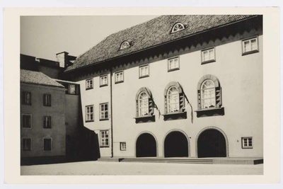 Toompea lossi siseõu  duplicate photo
