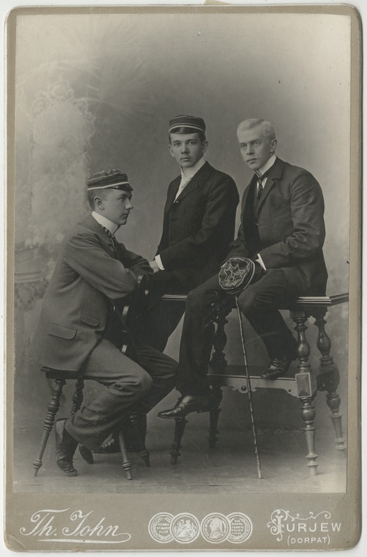 Korporatsioon "Estonia" liikmed Edgar Schmidt, Leo von Kügelgen ja Eugen Bauer, grupifoto