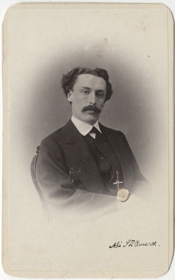 Korporatsioon "Estonia" vilistlane Alexander Stillmark, portreefoto  duplicate photo