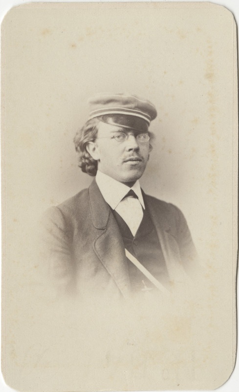 Korporatsioon "Estonia" vilistlane Eugen Kluge, portreefoto