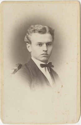 Korporatsioon "Estonia" liige Paul Hirsch, portreefoto  duplicate photo