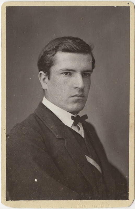 Korporatsioon "Estonia" liige Bernhard Weisse, portreefoto