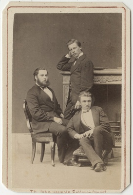 Korporatsioon "Estonia" 1873. aasta II semestri eestseisuse liikmed Christoph Mickwitz, Karl Dehio ja Edwin Hörschelmann, grupifoto  duplicate photo