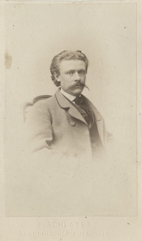 Määratlemata korporatsioon "Estonia" liige, portreefoto