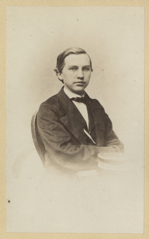 Korporatsioon "Estonia" liige Eduard Paucker, portreefoto