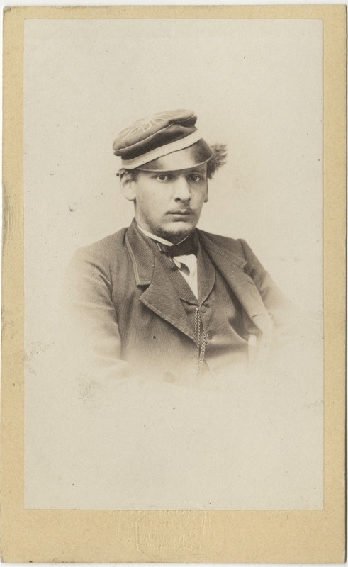 Määratlemata korporatsioon "Estonia" liige, portreefoto