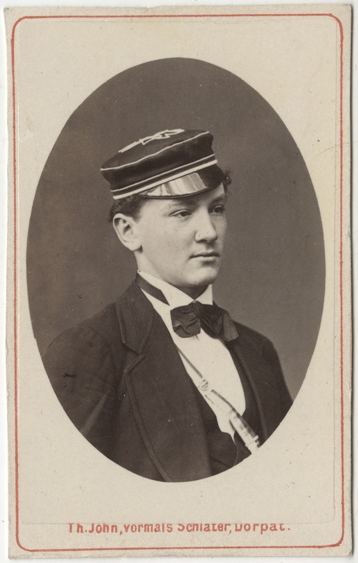 Arvatavasti korporatsioon "Estonia" liige Leo Alexejew, portreefoto