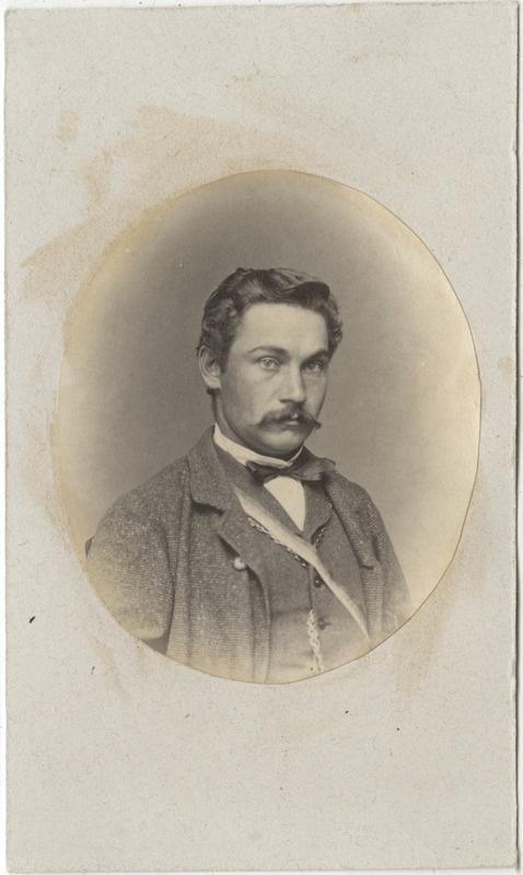 Arvatavasti korporatsioon "Estonia" liige Johann Martenson, portreefoto