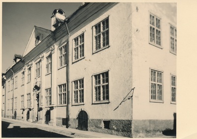 Narva  similar photo