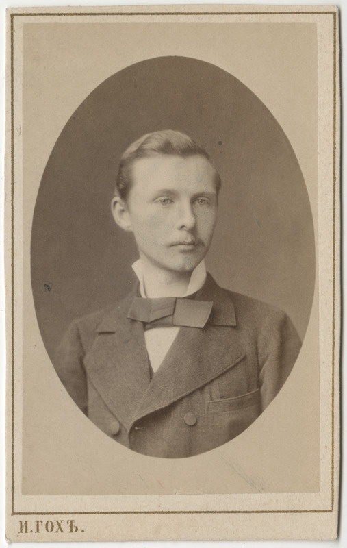 Korporatsioon "Estonia" liige parun Eduard Toll, portreefoto