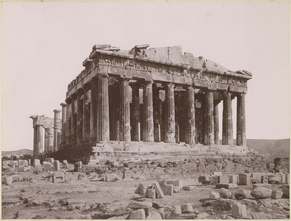 Parthenon op de Akropolis in Athene (westzijde)