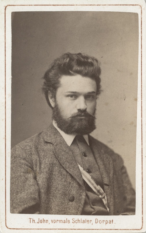 Arvatavasti korporatsioon "Estonia" liige Endel Petersen, portreefoto