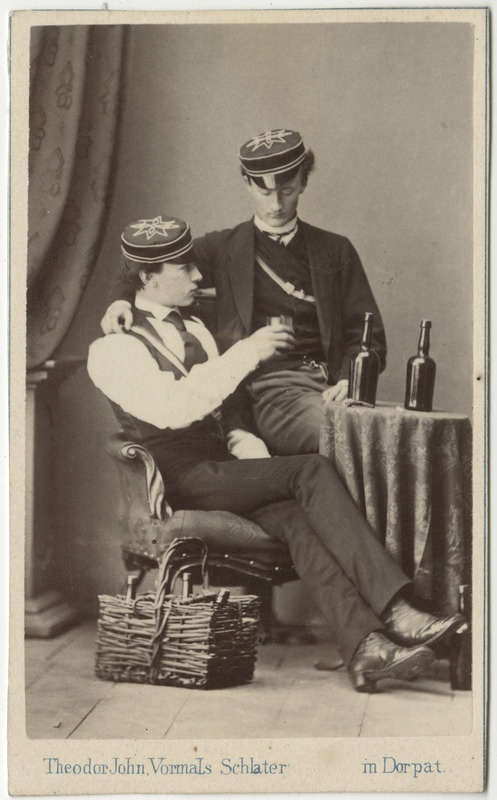 Korporatsioon "Estonia" liikmed Bronislaw von Guzkowski ja parun Ernst Tiesenhausen, grupifoto