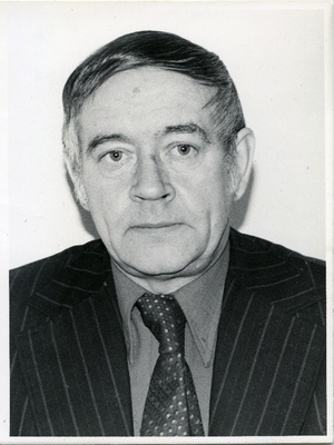 Olav Männi portreefoto.  duplicate photo