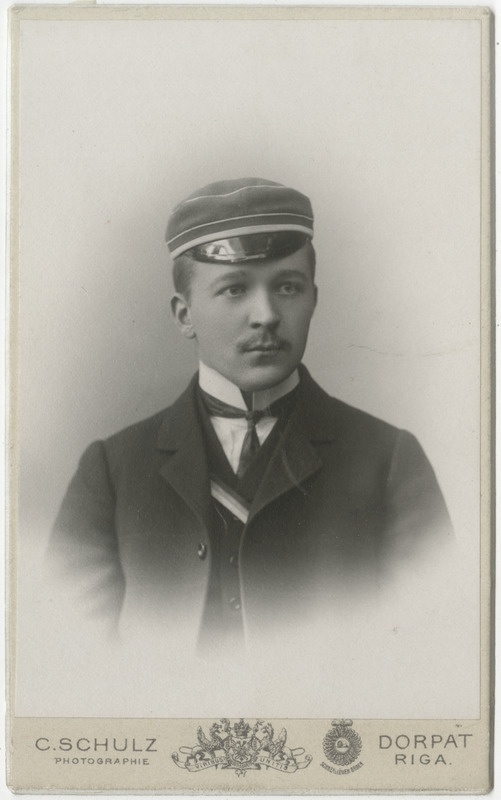 Korporatsioon "Estonia" liige Ralf Luther, portreefoto