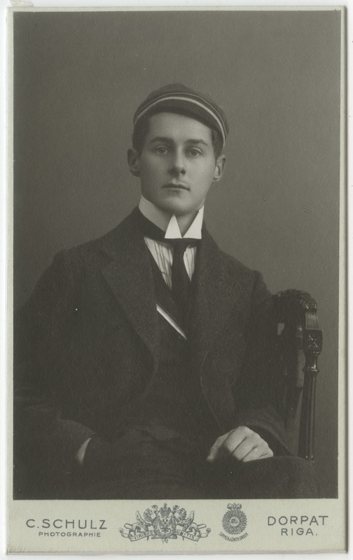 Korporatsioon "Estonia" liige krahv Paul Tiesenhausen, portreefoto