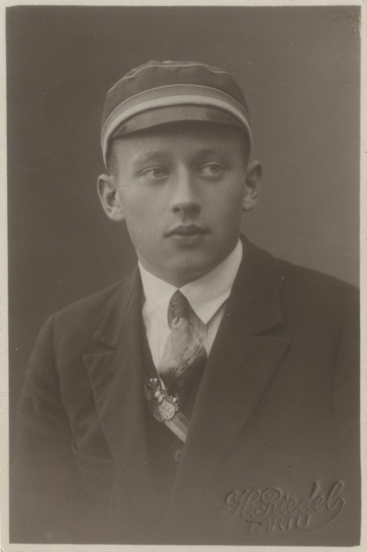 Korporatsioon "Estonia" liige Hellmuth Hirsch, portreefoto