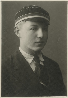 Korporatsioon "Estonia" liige Robert Schroeder, portreefoto  duplicate photo