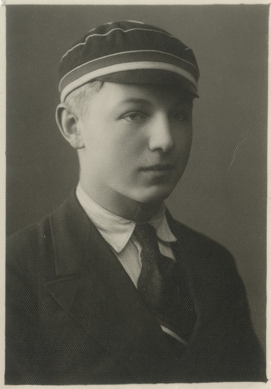 Korporatsioon "Estonia" liige Robert Schroeder, portreefoto