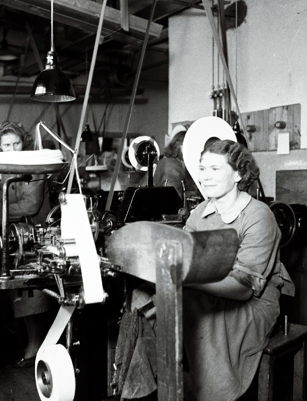 Tööprotsess Tallinna tubakavabrikus Laferme.