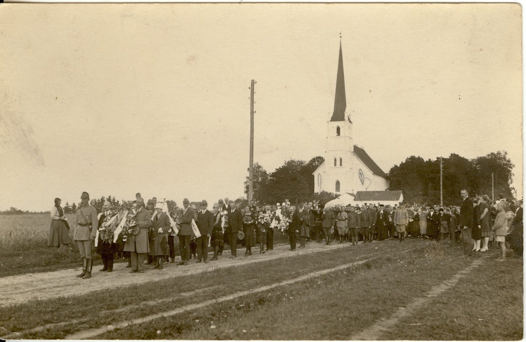 Photo, funeral trip at Türi Church in the 1920s-30s, Kaspre funeral