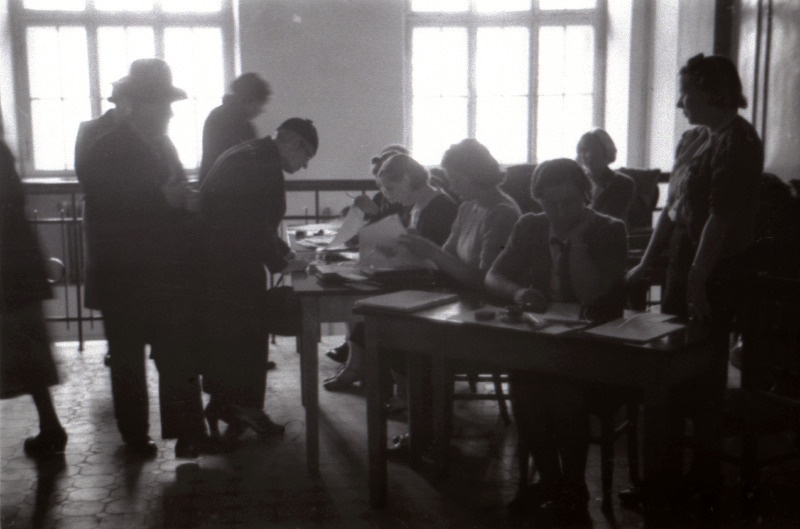 Normeeritud suhkrumüügi korralduse kohaselt asutatud suhkrujaotuspunkt.