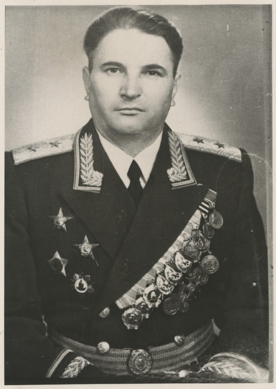 Kindralleitnant S. N Burštšev