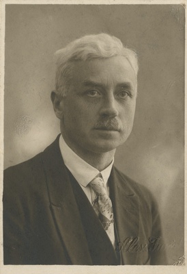 Õigusteadlane ja poliitika tegelane Mihkel Pung (snd 1876)  duplicate photo